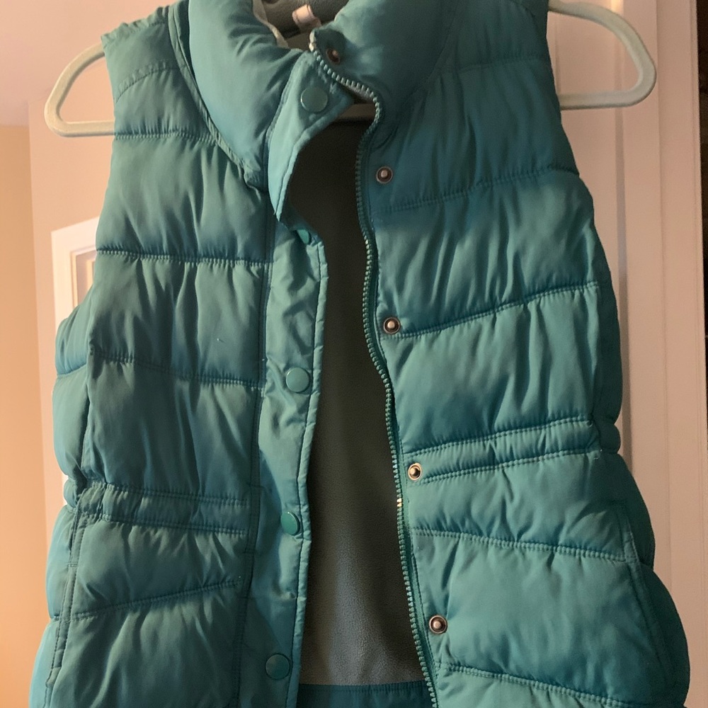 Old Navy puffer vet